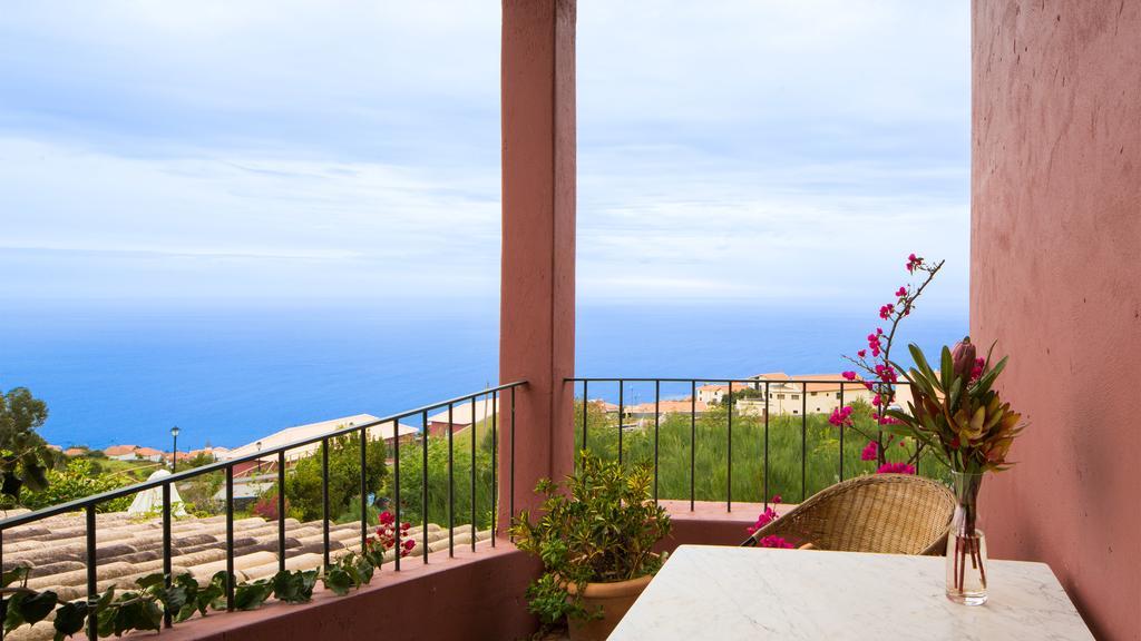 Отель Atrio Estreito Da Calheta Номер фото